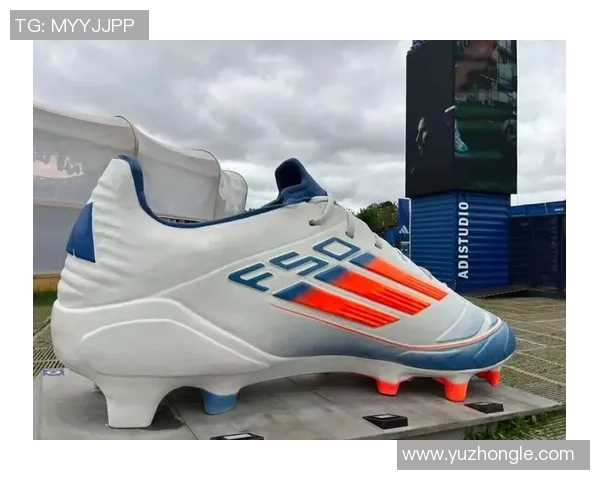 足球明星球鞋拍照背后的故事与时尚潮流探秘